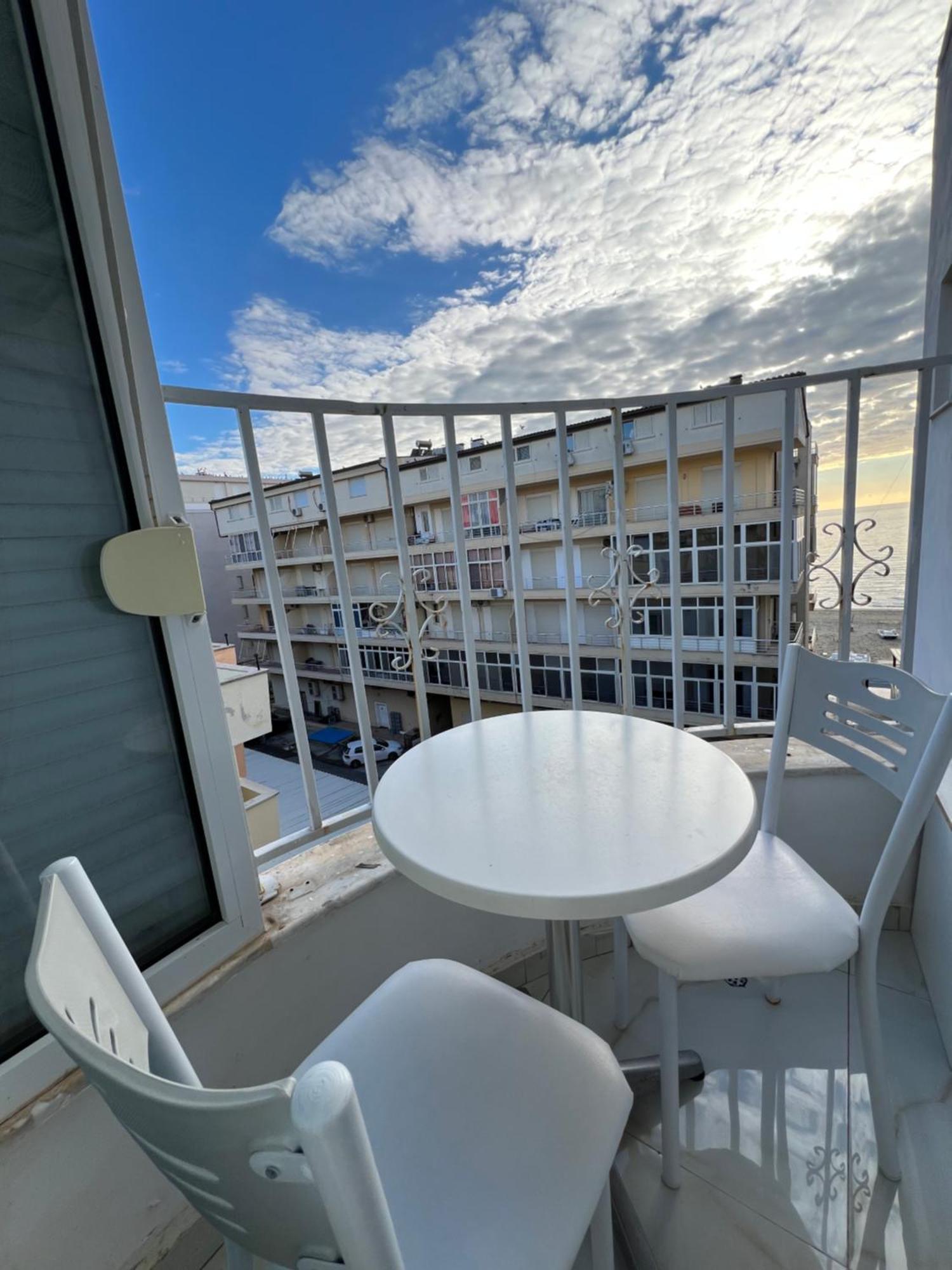 Beach Studio Durres Seaview Экстерьер фото